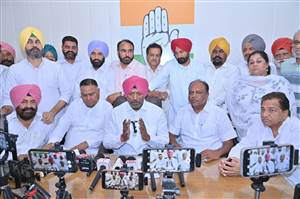 ਰਾਹੁਲ ਗਾਂਧੀ ਦੀ ਸੰਗਰੂਰ ਰੈਲੀ ਲਈ ਕਾਂਗਰਸ ਨੇ ਖਿੱਚੀ ਤਿਆਰੀ, ਡੈਣੀ ਨੇ ਬਠਿੰਡਾ ਵਿੱਚ ਵਰਕਰਾਂ ਦੀਆਂ ਲਾਈਆਂ ਡਿਊਟੀਆਂ