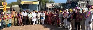 ਭੱਠਾ ਸਾਹਿਬ ਖੇਤਰ ਦੇ ਸ਼ਰਧਾਲੂਆਂ ਦੀ ਤੀਰਥ ਯਾਤਰਾ ਬੱਸ ਰਵਾਨਾ