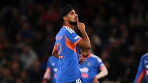 IND vs NZ : ਸਿਰਫ਼ ਇੱਕ ਵਿਕਟ ਲੈ ਕੇ ਹੀ ਅਰਸ਼ਦੀਪ ਸਿੰਘ ਨੇ ਰਚਿਆ ਇਤਿਹਾਸ, T20I 'ਚ ਹਾਸਲ ਕੀਤੀ ਵੱਡੀ ਉਪਲਬਧੀ