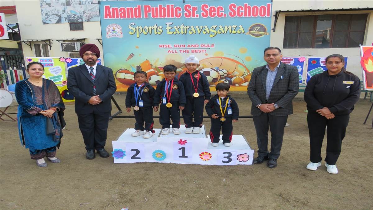 ਆਨੰਦ ਸਕੂਲ ਦੇ ਖੇਡ ਤਿਉਹਾਰ ’ਚ ਬੱਚਿਆੰ ਨੇ ਦਿਖਾਇਆ ਆਪਣਾ ਹੁਨਰ