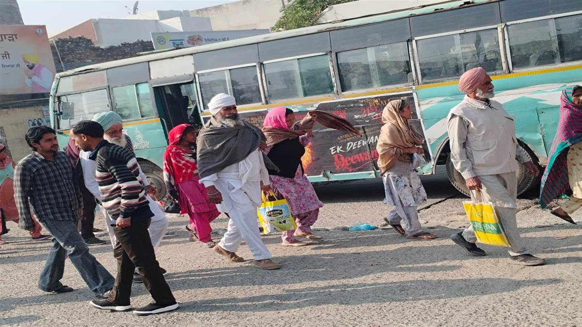 ਕਿਲੋਮੀਟਰ ਸਕੀਮ ਦਾ ਵਿਰੋਧ ਕਰ ਰਹੇ ਰੋਡਵੇਜ਼ ਯੂਨੀਅਨ ਆਗੂਆਂ ਨੂੰ ਤੜਕਸਾਰ ਪੁਲਿਸ ਨੇ ਚੁੱਕਿਆ