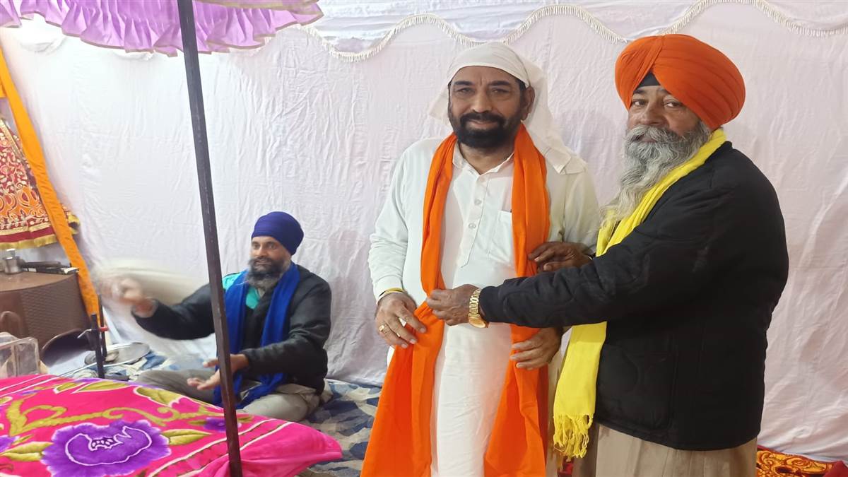 ਪ੍ਰਕਾਸ਼ ਪੁਰਬ ਨੂੰ ਸਮਰਪਿਤ ਪ੍ਰਭਾਤ ਫੇਰੀ ਕੱਢੀ