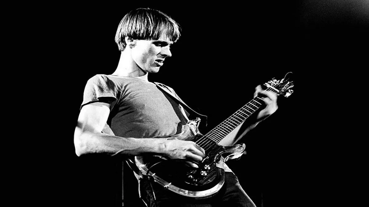Famed guitarist Tom Verlaine dies in New York fame with television band