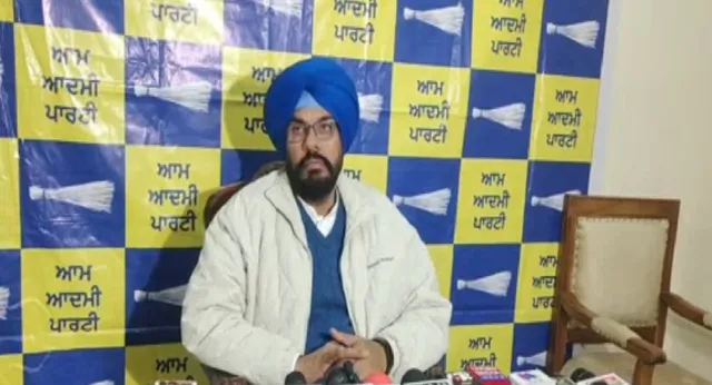 ਭੱਠਲ ਦੇ ਬਿਆਨ 'ਤੇ ਧਾਲੀਵਾਲ ਦਾ ਪਲਟਵਾਰ, ਬੋਲੇ- ਕੁਰਸੀ ਲਈ ਕਾਂਗਰਸ ਨੇ ਪੰਜਾਬ ਨੂੰ ਅੱਗ 'ਚ ਝੋਕਿਆ