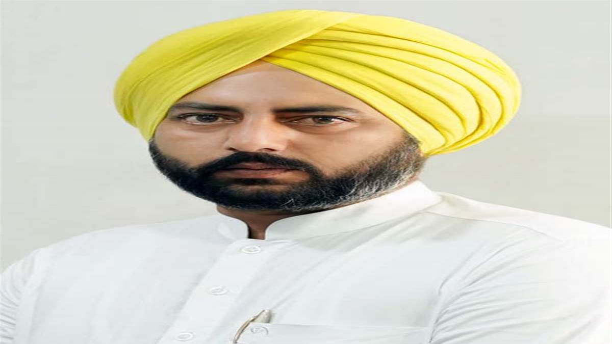 10 ਲੱਖ ਰੁਪਏ ਤੱਕ ਮੁਫ਼ਤ ਇਲਾਜ ਦੇਣ ਦੀ ਕੀਤੀ ਸ਼ਲਾਘਾ