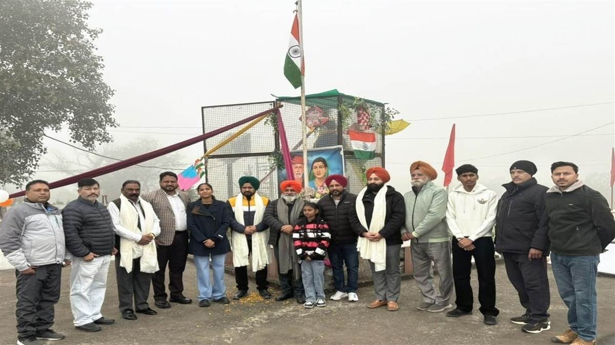 ਸਾਨੂੰ ਸੰਵਿਧਾਨ ਅਨੁਸਾਰ ਚੱਲ ਜੀਵਨ ਬਣਾਉਣਾ ਚਾਹੀਦਾ ਸਰਲ : ਘਈ
