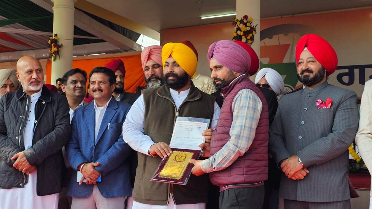 ਭੁਪਿੰਦਰ ਭਿੰਦਾ ਦਾ ਸਮਾਜ ਸੇਵੀ ਕੰਮਾਂ ਬਦਲੇ ਜ਼ਿਲ੍ਹਾ ਪੱਧਰ ’ਤੇ ਸਨਮਾਨ