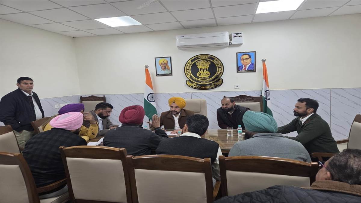 ਧੂਰੀ ਦੇ 24 ਪਿੰਡਾਂ ਦੇ ਸਰਪੰਚਾਂ ਨਾਲ ਓਐੱਸਡੀ ਸੁਖਵੀਰ ਸਿੰਘ ਨੇ ਕੀਤੀ ਮੀਟਿੰਗ