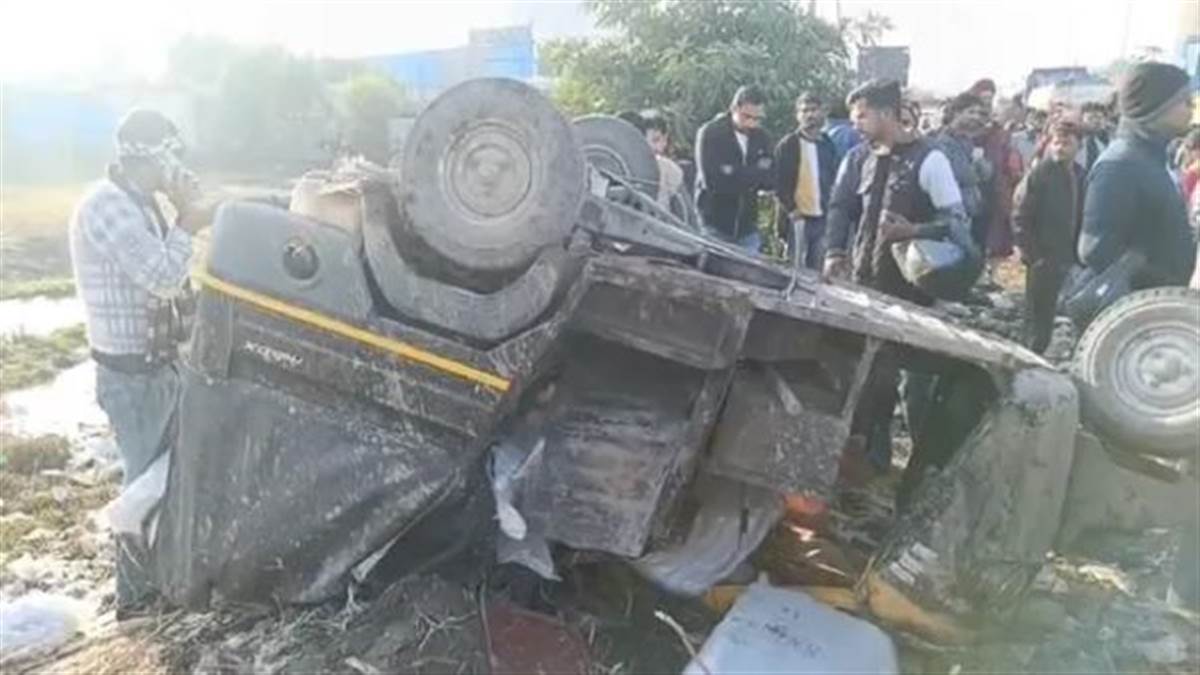 Big News : ਜ਼ੀਰਕਪੁਰ 'ਚ ਕਾਰ, ਆਟੋ ਤੇ ਟਰਾਲੇ ਵਿਚਾਲੇ ਭਿਆਨਕ ਸੜਕ ਹਾਦਸਾ, ਫਰੀਦਕੋਟ ਦੇ ਤਿੰਨ ਵਿਅਕਤੀਆਂ ਦੀ ਮੌਕੇ 'ਤੇ ਮੌਤ; ਛੇ ਜਣੇ ਜ਼ਖ਼ਮੀ