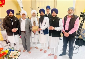 ਇੰਗਲੈਂਡ ’ਚ ਢਾਡੀ ਤੇ ਮਹਿਤਪੁਰ ਦੇ ਜਥੇ ਦਾ ਸਨਮਾਨ