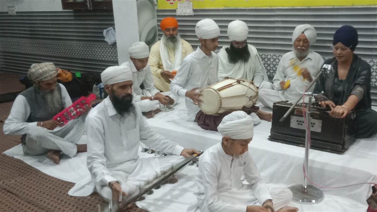 ਗੁਰਦਵਾਰਾ ਬਾਬਾ ਵਿਸ਼ਵਕਰਮਾ ਭਵਨ ਵਿਖੇ ਦਸ਼ਮੀ ਦਾ ਦਿਹਾੜਾ ਮਨਾਇਆ