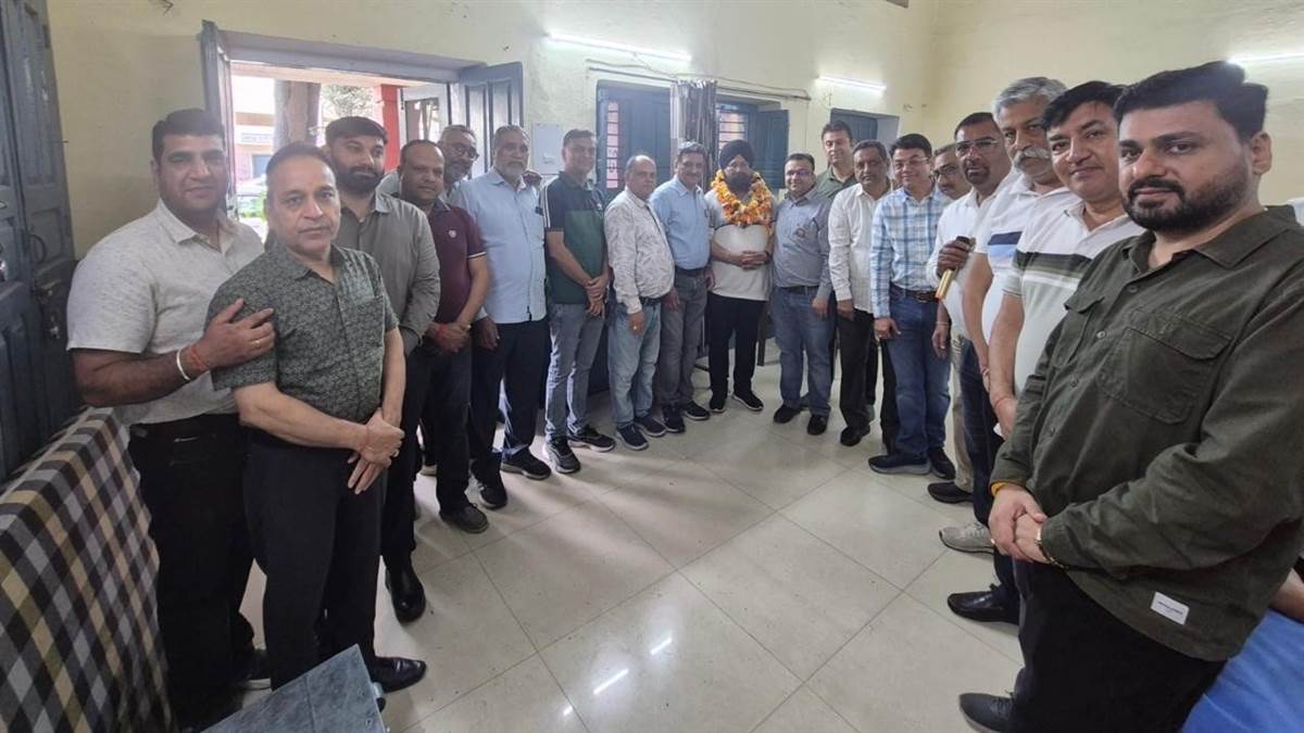 ਭਾਰਤ ਵਿਕਾਸ ਪ੍ਰੀਸ਼ਦ ਸਰਹਿੰਦ ਵੱਲੋਂ ਖੂਨ ਦਾਨ ਕੈਂਪ ਲਗਾਇਆ