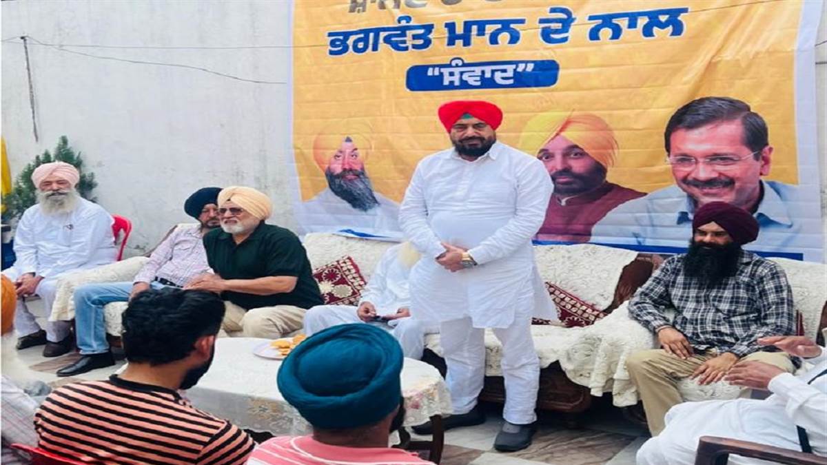 ਸਰਬਜੀਤ ਸਿੰਘ ਲਾਲੀ ਨੇ ਵਾਰਡ ਵਾਸੀਆਂ ਨੂੰ ਦਿੱਤੀ ਸਰਕਾਰ ਦੇ ਚਾਰ ਸਾਲਾਂ ਦੀ ਜਾਣਕਾਰੀ