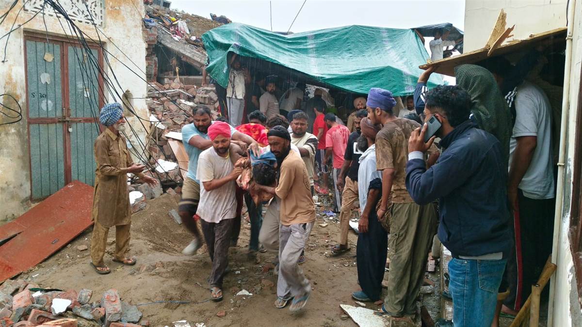 ਅਣਸੁਰੱਖਿਅਤ ਨਿਰਮਾਣ ਕਾਰਜ