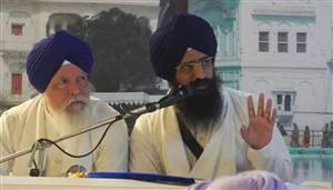 ਜਥੇਦਾਰ ਗੜਗੱਜ ਨੇ ਇੱਕ ਮਹੀਨੇ ਦੇ ਅੰਦਰ ਬੇਅਦਬੀ ਕਾਨੂੰਨ ਦੀਆਂ ਧਾਰਾਵਾਂ 'ਚ ਸੋਧ ਕਰਨ ਦੇ ਦਿੱਤੇ ਹੁਕਮ, ਕਿਹਾ- ਸੋਧਾਂ ਮਗਰੋਂ ਹੀ ਕੀਤਾ ਜਾਵੇ ਲਾਗੂ