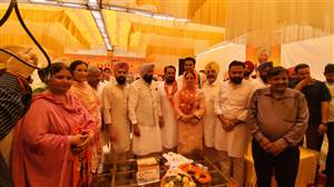 ਸੁਖਵਿੰਦਰ ਸਿੰਘ ਤੇ ਨਵਜੋਤ ਸਿੰਘ ਗੁਣੀ ਕਾਂਗਰਸ ਛੱਡ ਭਾਜਪਾ ’ਚ ਸ਼ਾਮਲ