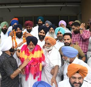 ਬਠਿੰਡਾ ਜ਼ਿਲ੍ਹਾ ਪ੍ਰੀਸ਼ਦ ’ਤੇ ਅਕਾਲੀ ਦਲ ਦਾ ਕਬਜ਼ਾ, ਸਵਰਨ ਸਿੰਘ ਪੂਹਲੀ ਚੇਅਰਮੈਨ, ਜਸਕਰਨ ਕੌਰ ਵਾਈਸ ਚੇਅਰਮੈਨ ਚੁਣੇ