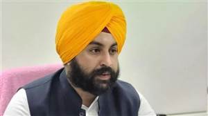 ਵੱਡੀ ਖਬਰ : ਮੰਤਰੀ ਹਰਜੋਤ ਬੈਂਸ ਦੇ ਕੈਨੇਡਾ ਦੌਰੇ ਤੇ ਯਾਤਰਾ ਭੱਤਿਆਂ 'ਤੇ ਉੱਠੇ ਸਵਾਲ, ਹਾਈ ਕੋਰਟ ਪਹੁੰਚਿਆ ਮਾਮਲਾ