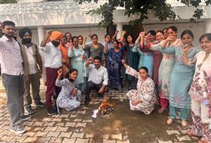 ਮੁੱਖ ਮੰਤਰੀ ਦੇ ਟਵੀਟ ਦੀਆਂ ਕਾਪੀਆਂ ਸਾੜ ਕੇ ਜਤਾਇਆ ਰੋਸ