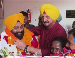 ਮਾਰਕੀਟ ਕਮੇਟੀ ਦੇ ਚੇਅਰਮੈਨ ਵਜੋਂ ਇੰਡੀਅਨ ਨੇ ਸੰਭਾਲਿਆ ਅਹੁੱਦਾ