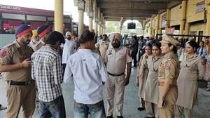 ਜ਼ਿਲ੍ਹਾ ਪੁਲਿਸ ਵੱਲੋਂ ਸਮੂਹ ਬੱਸ ਸਟੈਂਡਾਂ ’ਤੇ ਵਿਸ਼ੇਸ਼ ਸਰਚ ਆਪਰੇਸ਼ਨ