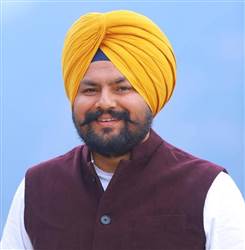‘ਜਸ਼ਨ-ਏ-ਇਨਕਲਾਬ’ ਦੀ ਸਫਲਤਾ ਨੇ ਨੌਜਵਾਨਾਂ ਦੀ ਇਕਜੁੱਟਤਾ ਦਾ ਦਿੱਤਾ ਸੁਨੇਹਾ : ਵਿਧਾਇਕ ਲਾਲਪੁਰਾ
