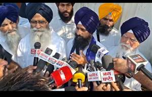 ਜੇ ਸਰਕਾਰ ਨੇ ਕੋਈ ਫੈਸਲਾ ਨਾ ਲਿਆ ਤਾਂ ਅਕਾਲ ਤਖਤ ਸਾਹਿਬ ਜਲਦ ਕੋਈ ਫੈਸਲਾ ਲਵੇਗਾ, ਰਾਜੋਆਣਾ ਨਾਲ  ਜੇਲ੍ਹ 'ਚ ਮੁਲਾਕਾਤ ਕਰਨ ਉਪਰੰਤ ਬੋਲੇ ਜਥੇਦਾਰ ਗੜਗੱਜ