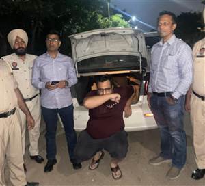 ਚੰਡੀਗੜ੍ਹ ਮਾਰਕਾ 54 ਬੋਤਲਾਂ ਸ਼ਰਾਬ ਸਮੇਤ ਇੱਕ ਕਾਬੂ