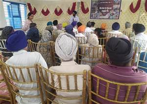 ਦੁੱਧ ਉਤਪਾਦਕਾਂ ਨੂੰ ਸਰਕਾਰੀ ਸਕੀਮਾਂ ਬਾਰੇ ਕੀਤਾ ਜਾਗਰੂਕ