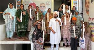 ਬਿਜਲੀ ਬਿੱਲਾਂ ਤੋਂ ਪਰੇਸ਼ਾਨ ਲੋਕਾਂ ਨੇ ਸੰਧੂ ਮੁਸ਼ਕਲਾਂ ਕੀਤੀਆਂ ਸਾਂਝੀਆਂ