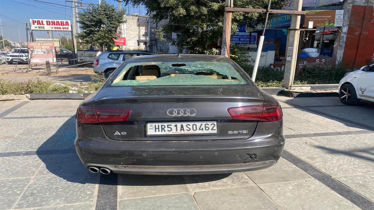 ਨੌਜਵਾਨ 'ਤੇ 5-6 ਜਣਿਆਂ ਨੇ ਹਮਲਾ ਕਰਕੇ ਕੀਤਾ ਜ਼ਖ਼ਮੀ, ਕਾਰ ਦੇ ਵੀ ਤੋੜੇ ਸ਼ੀਸ਼ੇ