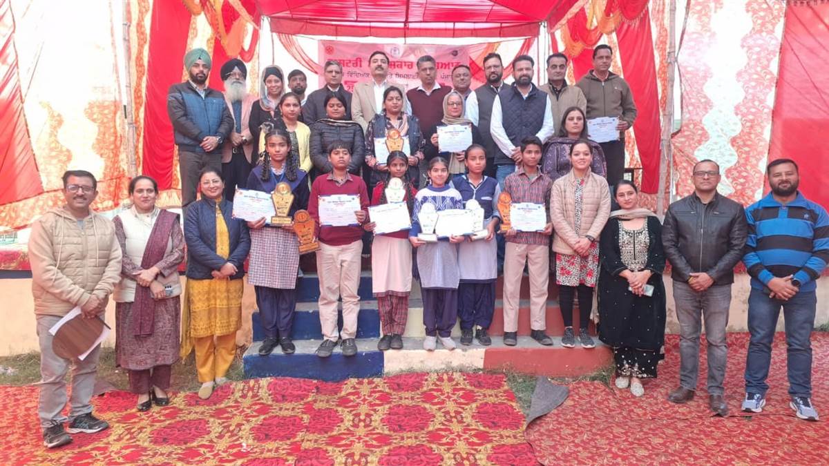 ਸਕੂਲ ਆਫ਼ ਐਮੀਨੈਂਸ ਵਿਖੇ ਜ਼ਿਲ੍ਹਾ ਪੱਧਰੀ ਵਿਗਿਆਨ ਪ੍ਰਦਰਸ਼ਨੀ ਸ਼ੁਰੂ