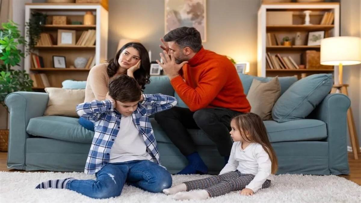 ਘਰ ਤੋਂ ਬੱਝਦਾ ਸ਼ਖ਼ਸੀਅਤ ਦਾ ਮੁੱਢ, ਪੜ੍ਹੋ ਕਿਹੋ ਜਿਹਾ ਹੋਣਾ ਚਾਹੀਦਾ ਤੁਹਾਡਾ ਸਮਾਜ ’ਚ ਵਿਚਰਨ ਦਾ ਸਲੀਕਾ