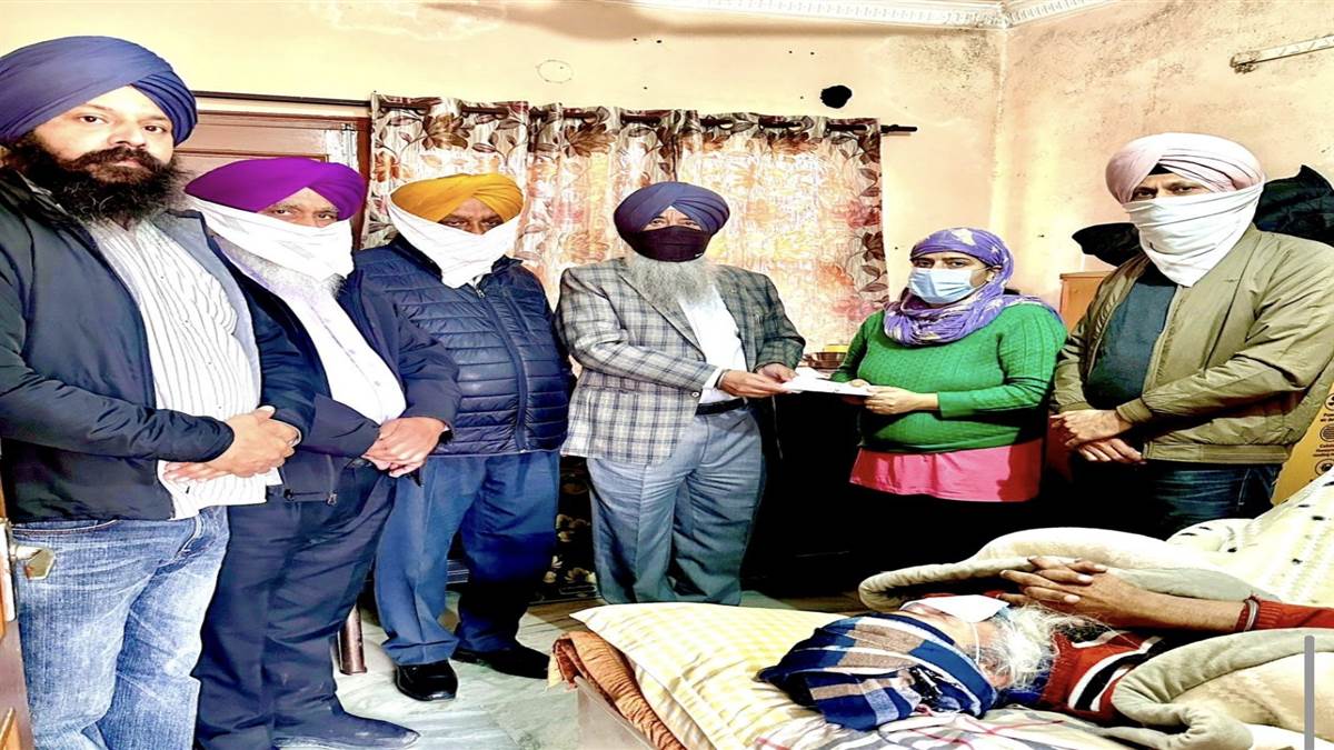 ਸਿੱਖ ਸੇਵਕ ਸੁਸਾਇਟੀ ਨੇ ਕੈਂਸਰ ਪੀੜਤ ਦੀ ਕੀਤੀ ਮਦਦ