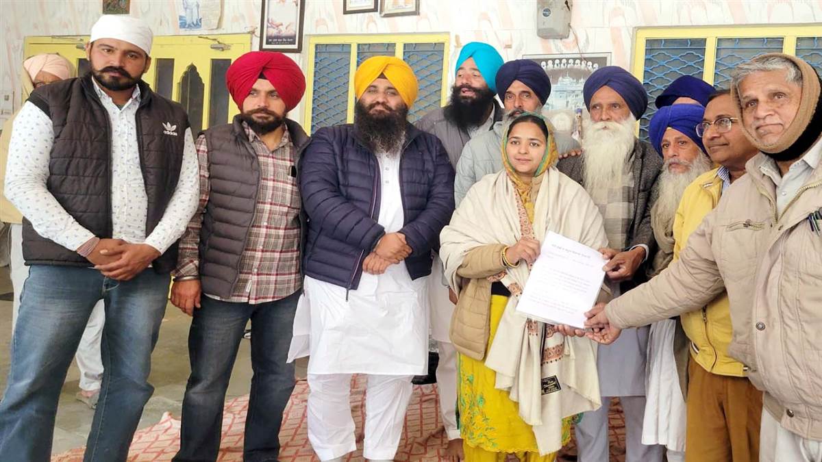 ਰੇਲ ਗੱਡੀਆਂ ਦੇ ਠਹਿਰਾਅ ਰੇਲਵੇ ਓਵਰਬ੍ਰਿਜ ਦੀ ਮੰਗ