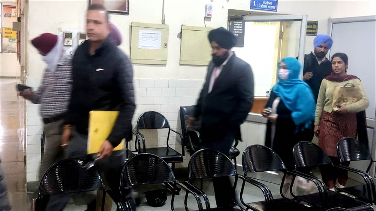 ਵਿਜੀਲੈਂਸ ਵੱਲੋਂ ਸਿੱਧਵਾਂ ਬੇਟ ਦੀ ਐੱਸਐੱਮਓ, ਸਹਾਇਕ ਤੇ ਆਡਿਟ ਟੀਮ ਮੈਂਬਰ ਗ੍ਰਿਫ਼ਤਾਰ