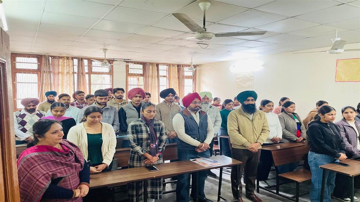 ਦੋ ਮਿੰਟ ਦਾ ਮੌਨ ਧਾਰ ਕੇ ਦਿੱਤੀ ਗਈ ਸ਼ਰਧਾਂਜਲੀ