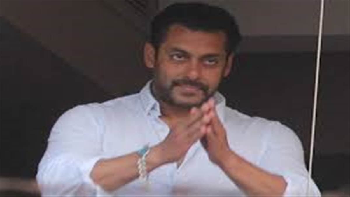 Relief from Bombay High Court to Bollywood actor Salman in the case of misbehavior with a journalist