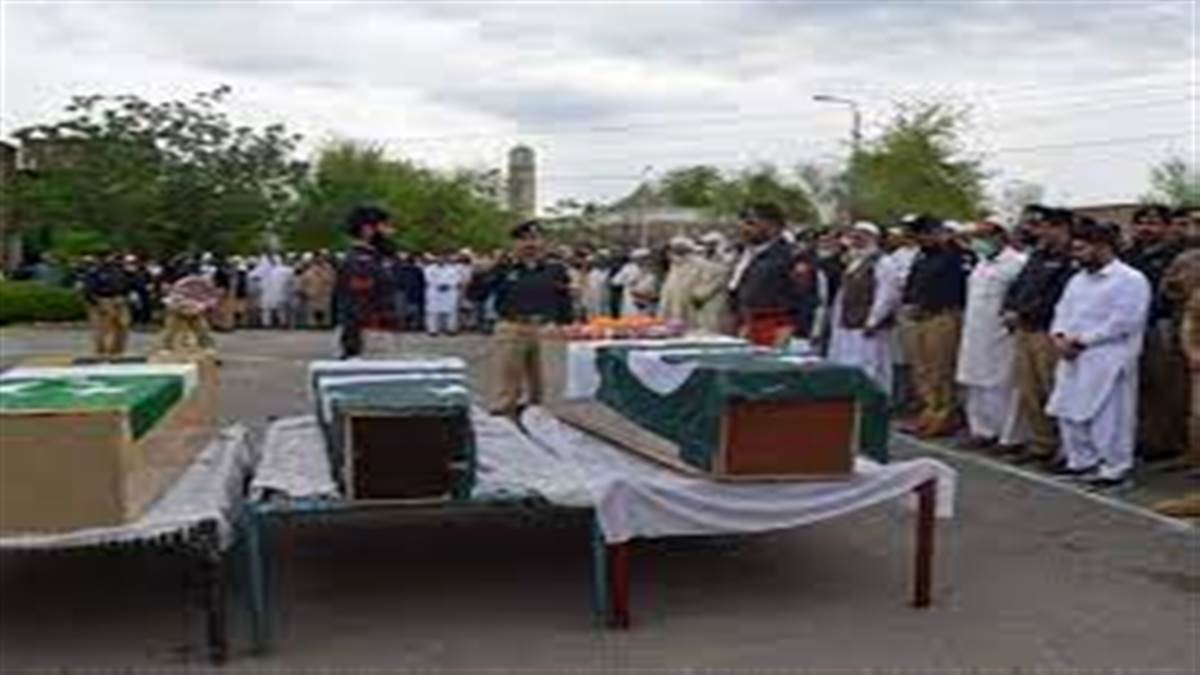 Four police personnel including DSP died six were injured in Taliban attack