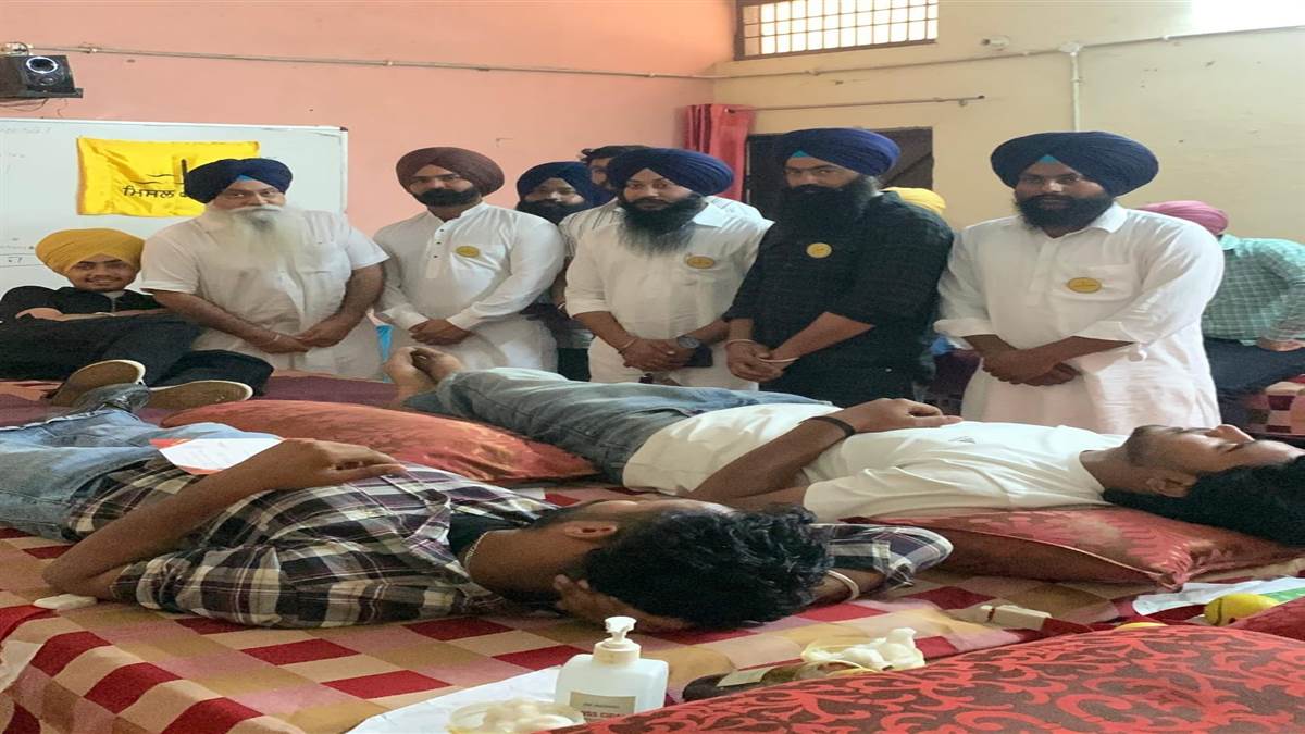 ਖ਼ੂਨਦਾਨ ਕੈਂਪ ਦੌਰਾਨ 155 ਯੂਨਿਟ ਖ਼ੂਨ ਇਕੱਤਰ