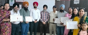ਮਿਸ਼ਨ ਸਮਰੱਥ 3.0 ਤਹਿਤ ਵਧੀਆ ਕਾਰਗੁਜ਼ਾਰੀ ਵਾਲੇ ਸਕੂਲ ਕੀਤੇ ਸਨਮਾਨਿਤ