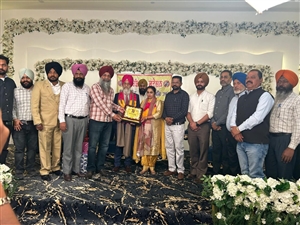 ਐੱਸਡੀਓ ਬਲਦੇਵ ਸਿੰਘ ਨੂੰ ਦਿੱਤੀ ਨਿੱਘੀ ਵਿਦਾਇਗੀ ਪਾਰਟੀ