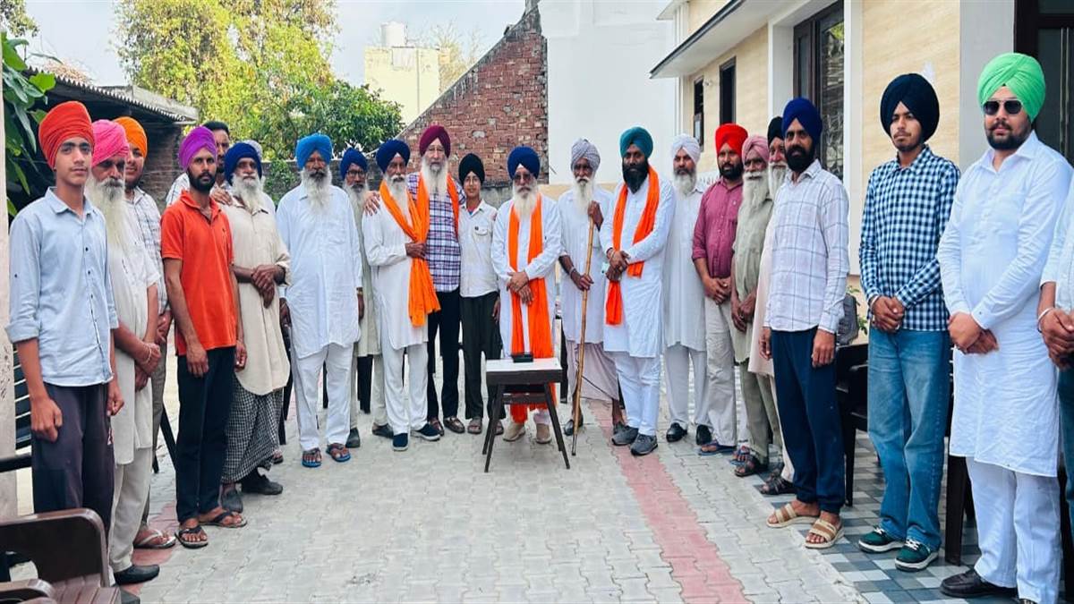 ਖਡੂਰ ਸਾਹਿਬ ਹਲਕੇ ’ਚ ਬ੍ਰਹਮਪੁਰਾ ਨੇ ਅਕਾਲੀ ਦਲ ਦੇ ਵਰਕਰਾਂ ਨਾਲ ਕੀਤੀਆਂ ਮੀਟਿੰਗਾਂ