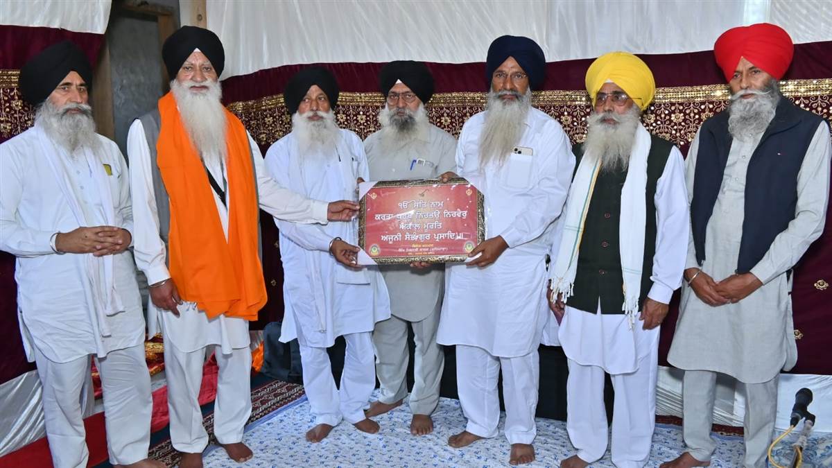 ਪਿੰਡ ਖਾਲੜਾ ’ਚ ਬਲਰਾਜ ਸਿੰਘ ਗਿੱਲ ਨੇ ਕਰਵਾਇਆ ਧਾਰਮਿਕ ਸਮਾਗਮ