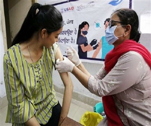 COVID-19 Vaccine: ਭਾਰਤ ਸਰਕਾਰ ਨੇ ਕੋਰੋਨਾ ਵੈਕਸੀਨ ਦੇ ਬੂਸਟਰ ਡੋਜ਼ ਲਈ ਸਮੇਂ ਦੇ ਵਕਫ਼ੇ 'ਚ ਨਹੀਂ ਕੀਤਾ ਕੋਈ ਬਦਲਾਅ