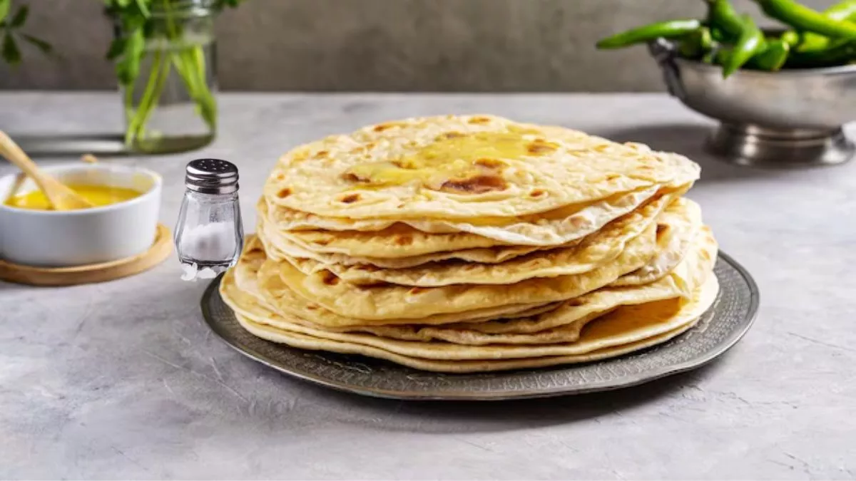 Salt And Roti ਘਿਓ ਤੇ ਨਮਕ ਲੱਗੀ ਰੋਟੀ ਖਾਣ ਨਾਲ ਹੁੰਦੇ ਹਨ 5 ਵੱਡੇ ਸਿਹਤ ਲਾਭ, ਨਹੀਂ ਹੋਵੇਗਾ ਯਕੀਨ ...