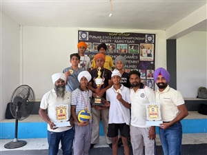 ਲਕਸ਼ਮੀ ਦੇਵੀ ਸਾਹਨੀ ਸਕੂਲ ਦੀ ਵਾਲੀਬਾਲ ਟੀਮ ਸਟੇਟ ਲੈਵਲ ਚੈਂਪੀਅਨਸ਼ਿਪ ’ਚ ਪਹਿਲਾ ਸਥਾਨ ’ਤੇ ਰਹੀ