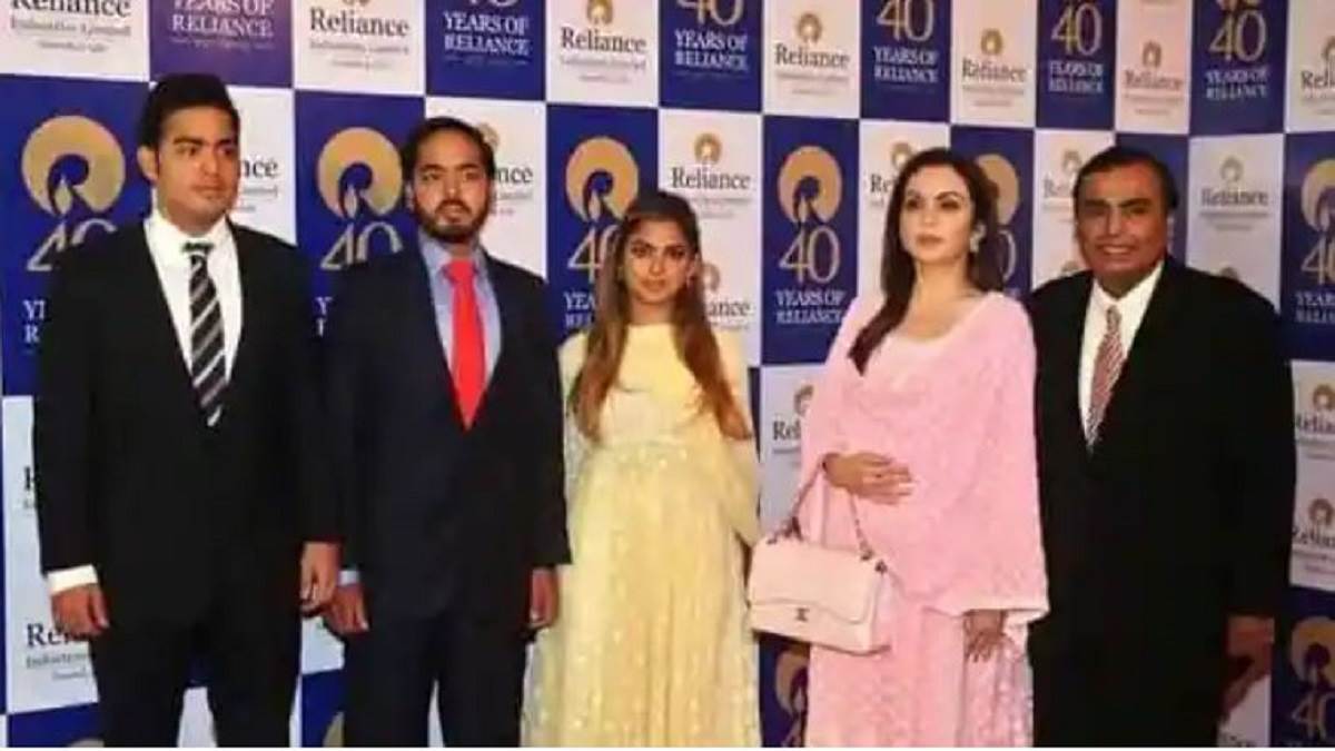 business biz mukesh ambani learn from his father mistake and plan distribution property among his children