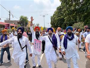 ਹਜ਼ਾਰਾਂ ਸਿੰਘਾਂ ਦੇ ਸੈਲਾਬ ਨੇ ਹਿਲਾਇਆ ਚੰਡੀਗੜ੍ਹ : ਭੰਡਾਲ
