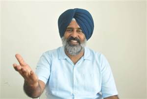 ਹਾਕੀ ਟੀਮ ਦੀ ਜਰਸੀ ਦਾ ਰੰਗ ਬਦਲਣਾ ਮੰਦਭਾਗਾ, ਖੇਡਾਂ ਦਾ ਭਗਵਾਂਕਰਨ ਕਰਨ ’ਚ ਜੁਟੀ ਕੇਂਦਰ ਸਰਕਾਰ : ਪਰਗਟ ਸਿੰਘ